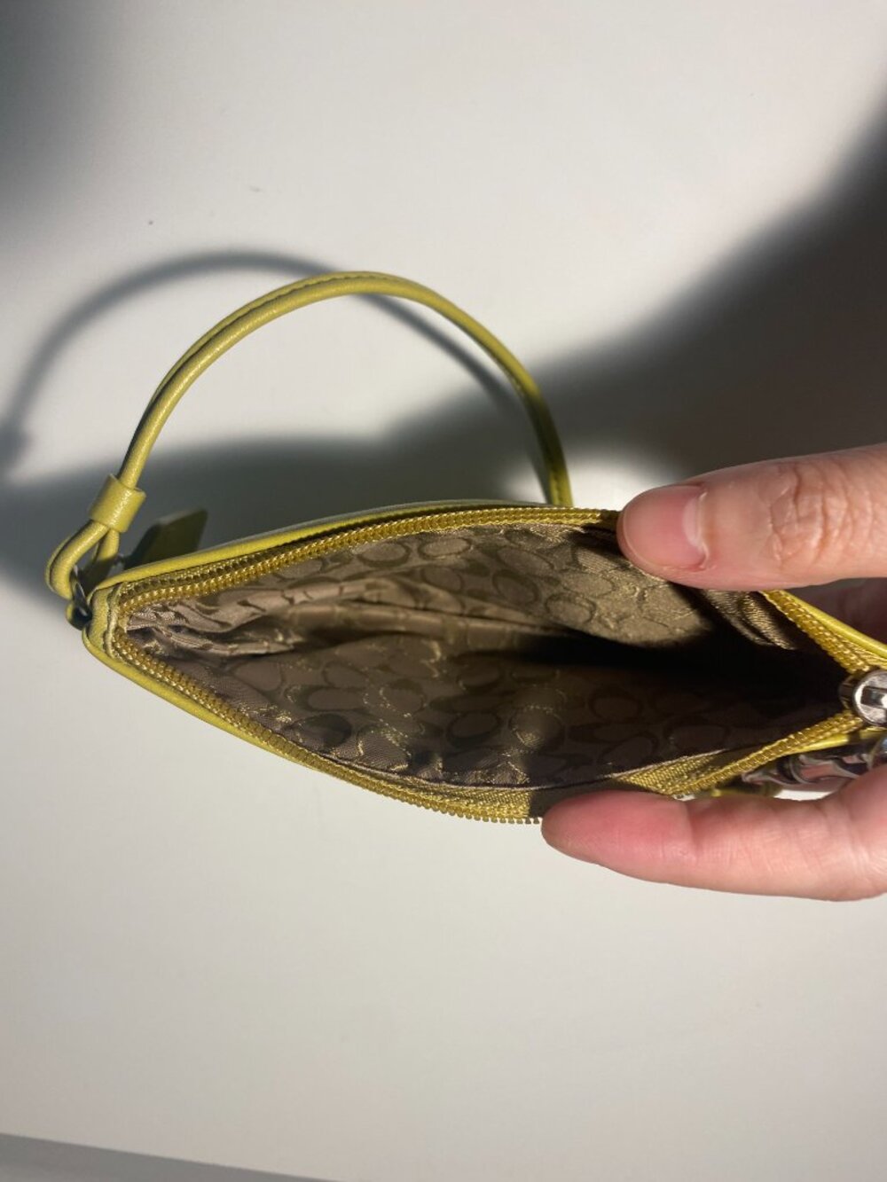 Preowned Coach Small Leather Wristlet - Picture 2 of 7